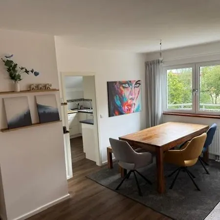 Helle Wohlfühlwohnung In Naturnaher Lage Vor München Egmating