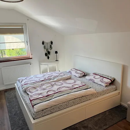 Apartamento Helle Wohlfühlwohnung In Naturnaher Lage Vor München Egmating